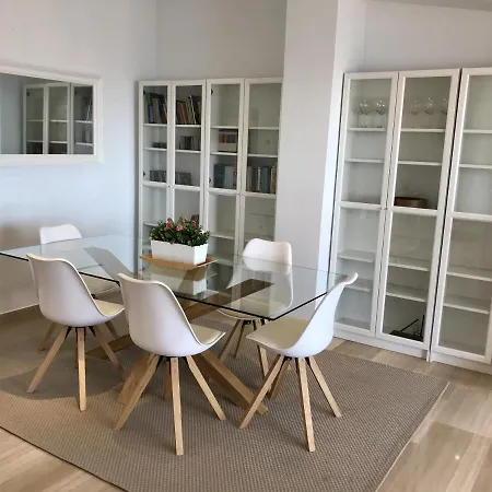Deluxe Penthouse Apartment